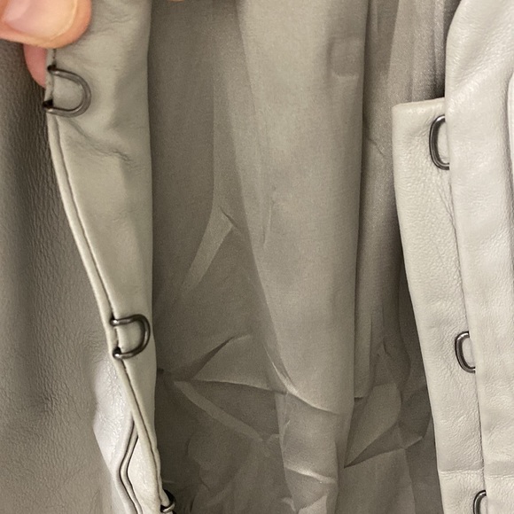 Elie Tahari Lamb Leather Bomber style moto jacket Grey size XS buttery s… - Picture 7 of 9